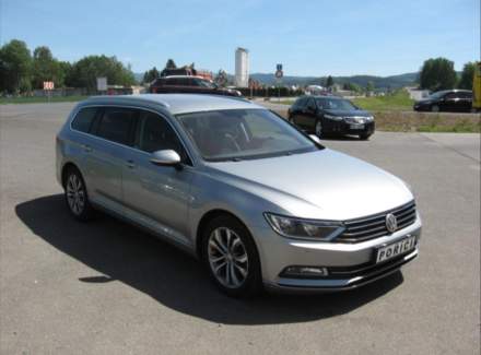 Volkswagen - Passat