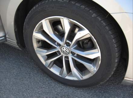 Volkswagen - Passat