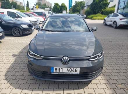 Volkswagen - Golf