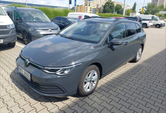 Volkswagen - Golf