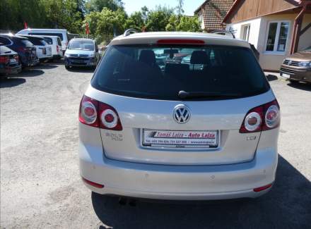 Volkswagen - Golf