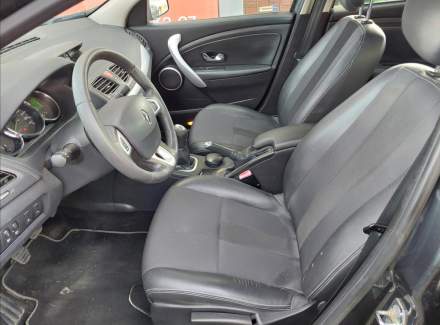 Renault - Fluence