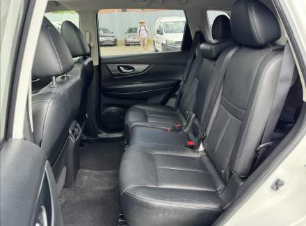 Nissan - X-Trail