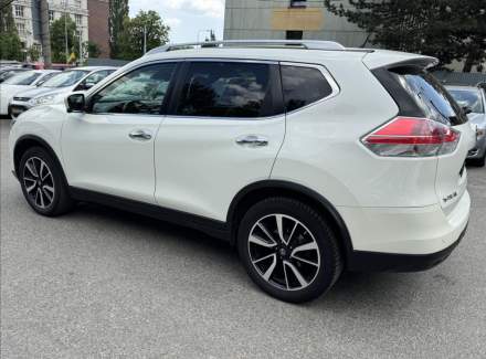Nissan - X-Trail