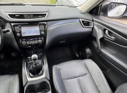 Nissan - X-Trail
