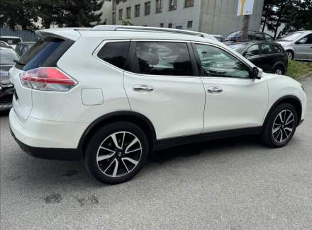 Nissan - X-Trail