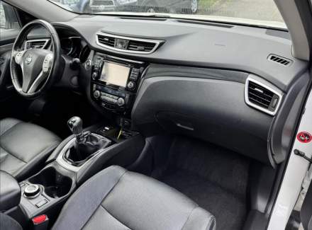 Nissan - X-Trail