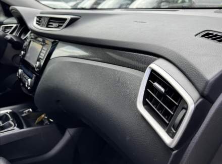 Nissan - X-Trail