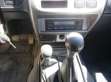 Nissan - Navara