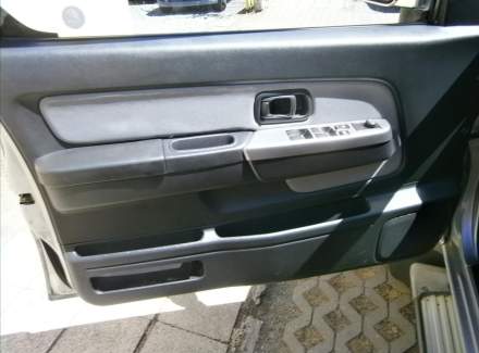 Nissan - Navara