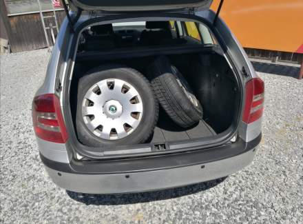 Škoda - Octavia