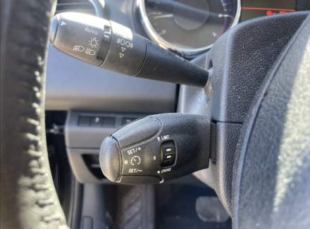 Peugeot - 3008
