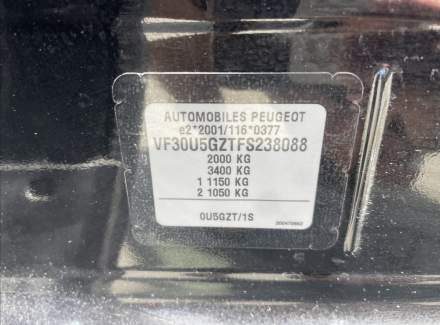 Peugeot - 3008