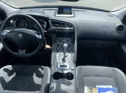 Peugeot - 3008