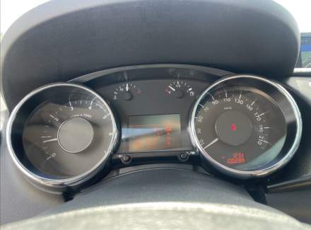 Peugeot - 3008