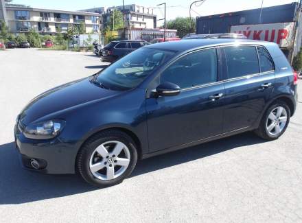 Volkswagen - Golf