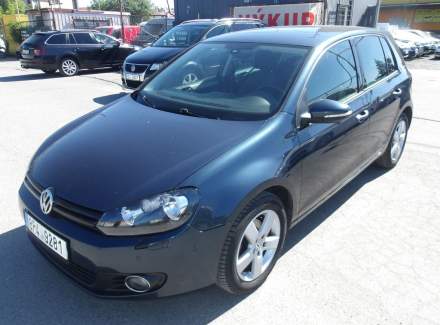 Volkswagen - Golf