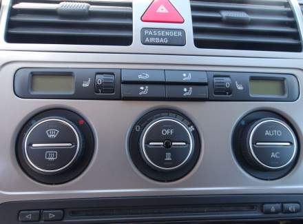 Volkswagen - Touran