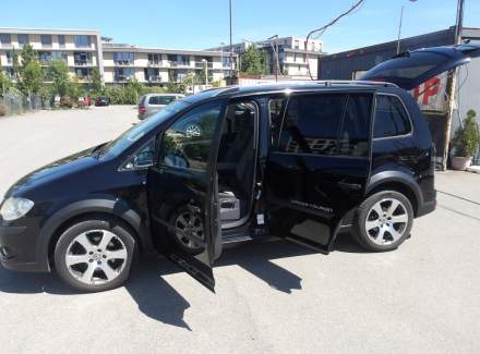 Volkswagen - Touran