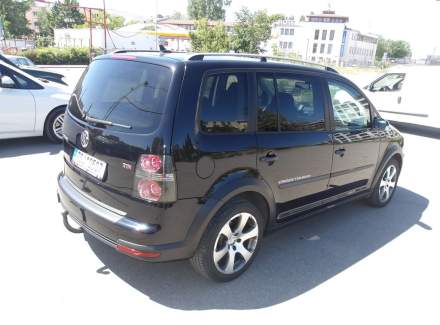 Volkswagen - Touran