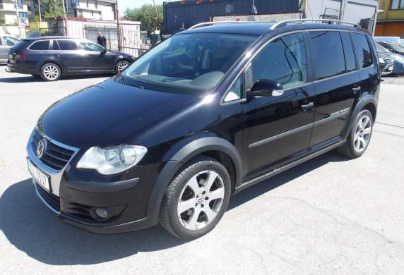 Volkswagen - Touran