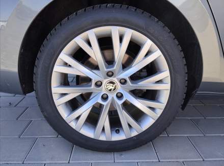 Škoda - Superb