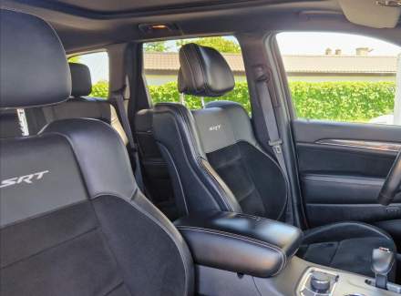 Jeep - Grand Cherokee