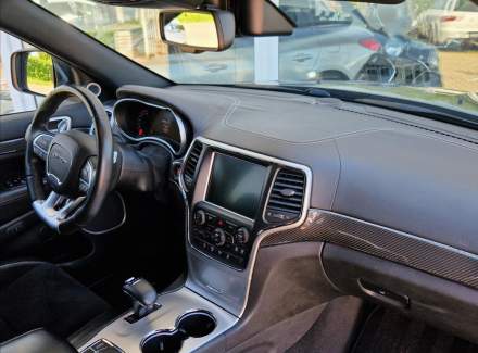 Jeep - Grand Cherokee