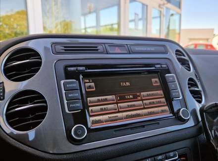 Volkswagen - Tiguan