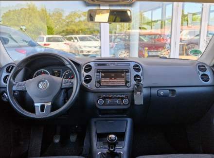 Volkswagen - Tiguan