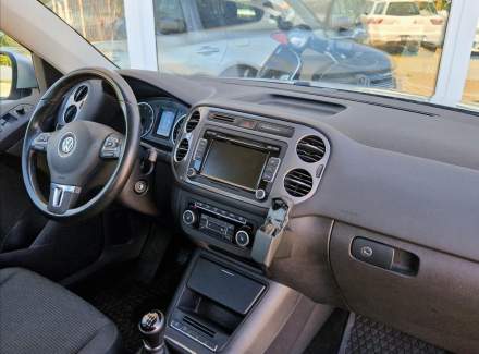 Volkswagen - Tiguan