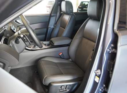 Land Rover - Range Rover Velar