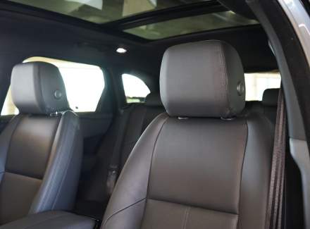 Land Rover - Range Rover Velar