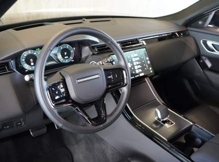 Land Rover - Range Rover Velar