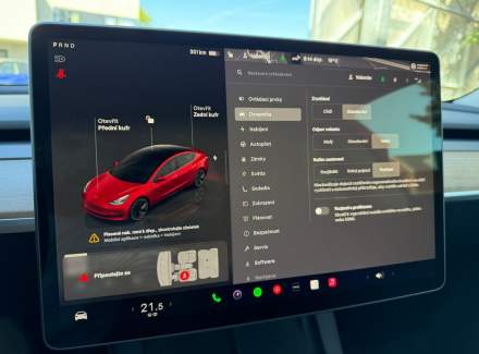 Tesla - Model 3