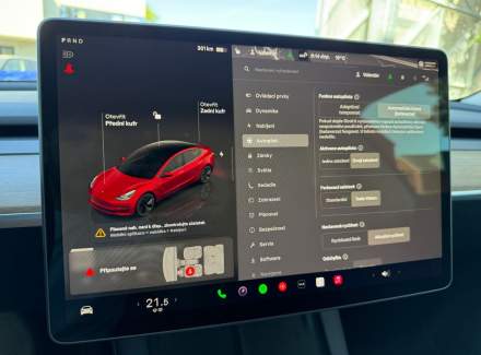 Tesla - Model 3