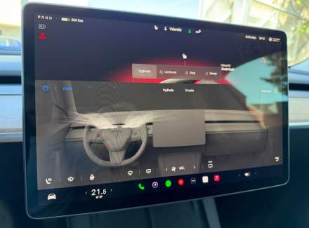 Tesla - Model 3