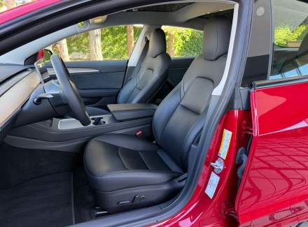 Tesla - Model 3