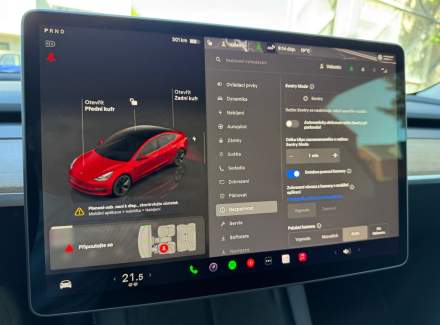 Tesla - Model 3