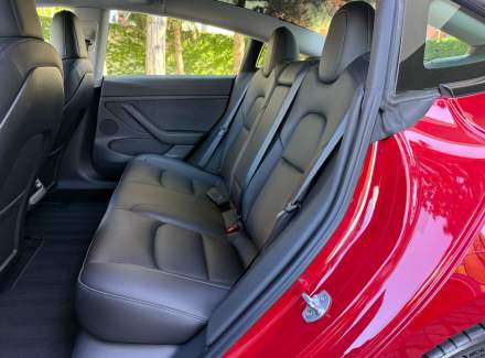 Tesla - Model 3