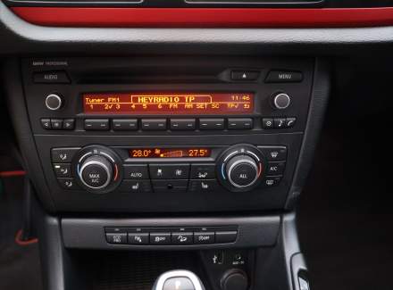 BMW - X1