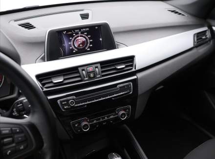 BMW - X1