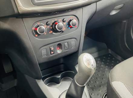 Dacia - Sandero