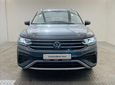 Volkswagen - Tiguan