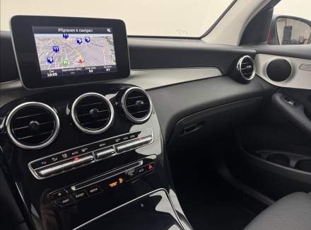 Mercedes-Benz - GLC