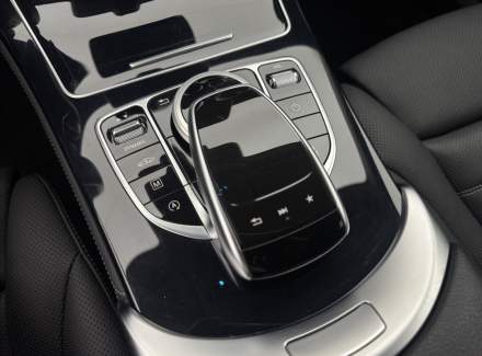 Mercedes-Benz - GLC