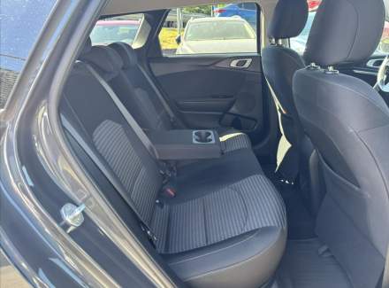 Kia - Cee'd