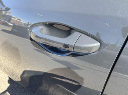 Kia - Cee'd