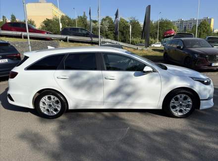 Kia - Cee'd