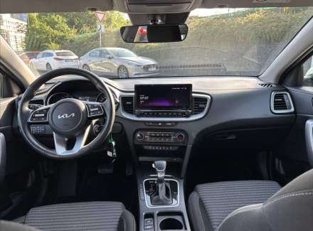 Kia - Cee'd